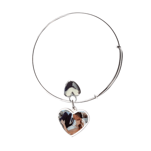 bracelet with personalized heart charm